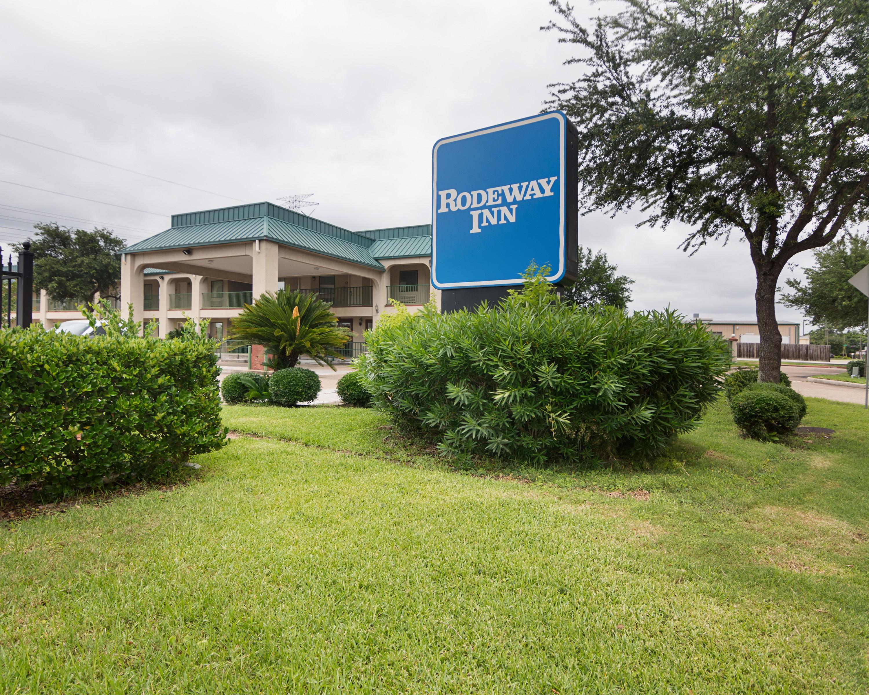 Rodeway Inn & Suites Hwy 290 Nw Houston Exterior photo
